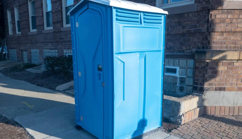 Standard Porta Potties services in Dubuque.
