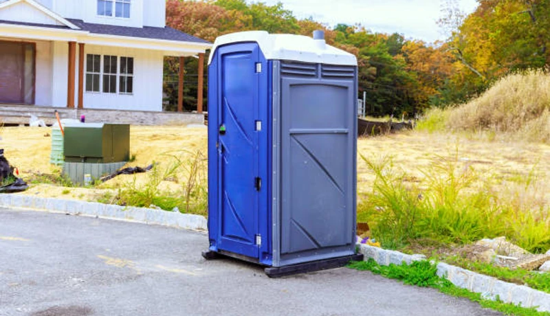 Standard Porta Potties services in Indianola.